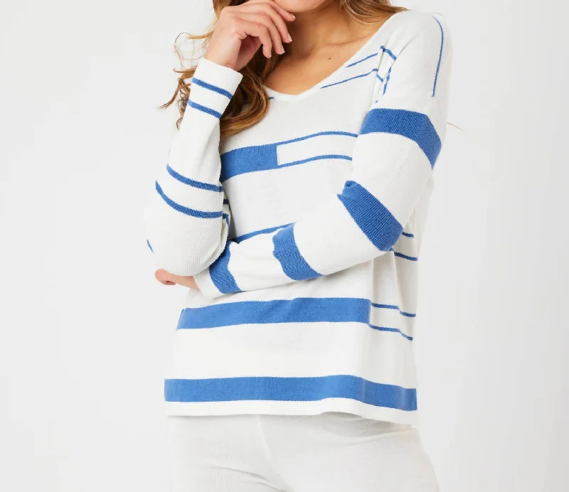 V-Neck Sweater In Ivory/denim Thin Thick Dense