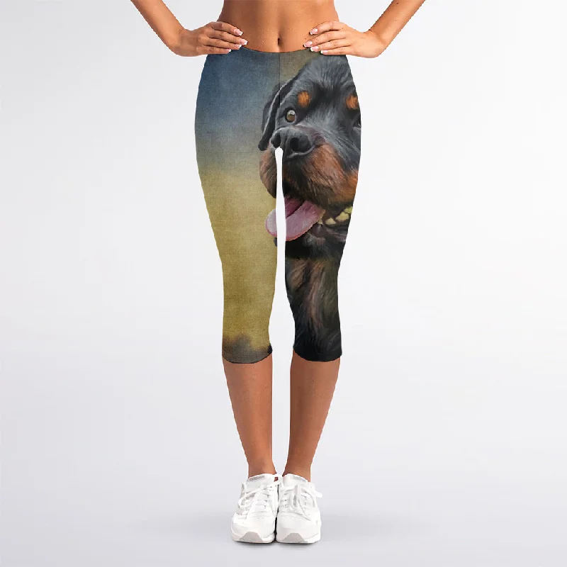 Vintage Rottweiler Portrait Print Women's Capri Leggings Elegant Textured Leggings