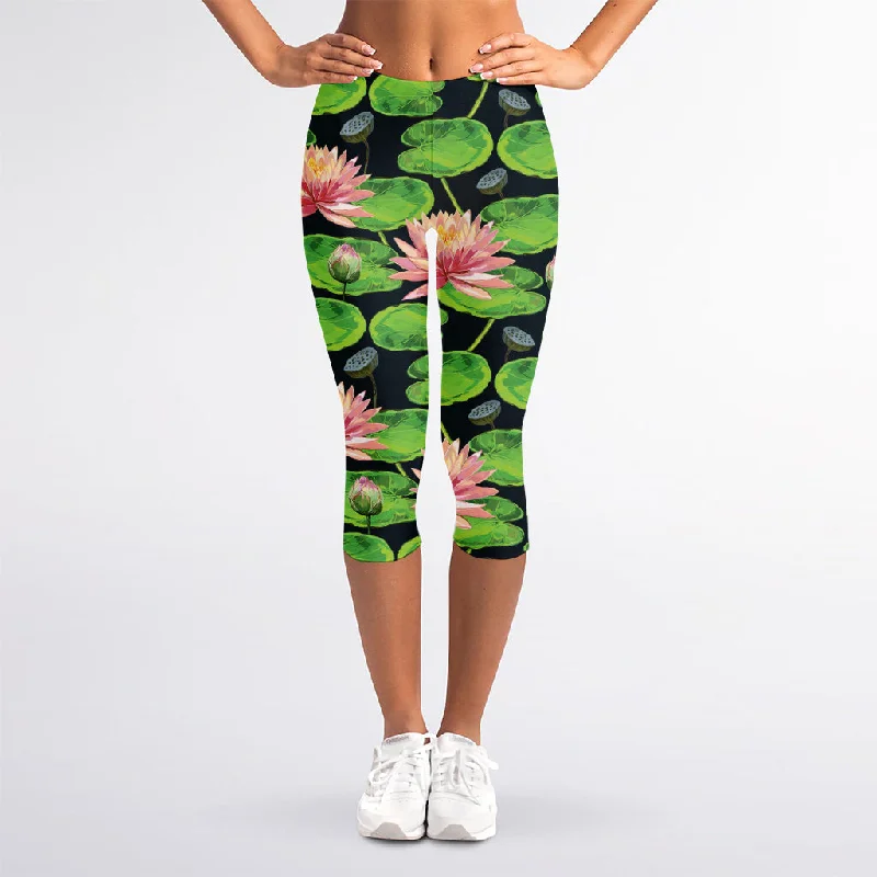 Water Lily Flower Pattern Print Women's Capri Leggings Stylish Sweatproof Leggings