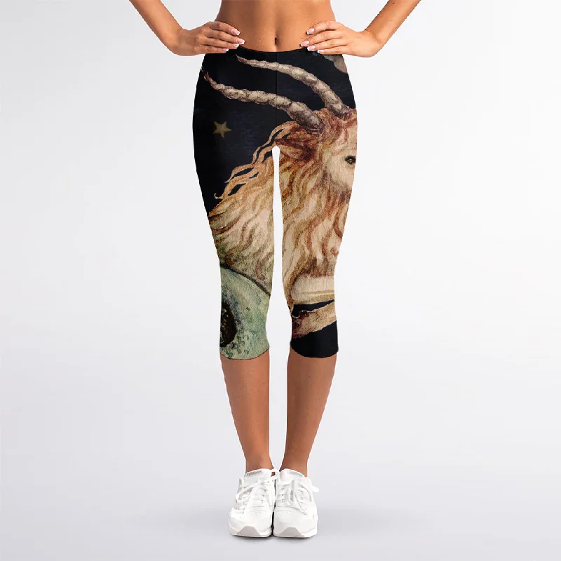 Watercolor Capricorn Zodiac Sign Print Women's Capri Leggings Comfortable Plus Size Leggings